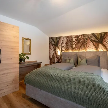 Дом отдыха Gartenhaus Zur Kroellin Майрхофен