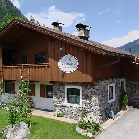 Semesterbostad Gartenhaus Zur Kroellin Mayrhofen