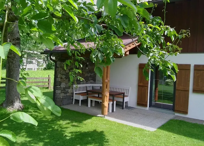 Gartenhaus Zur Kroellin * Mayrhofen