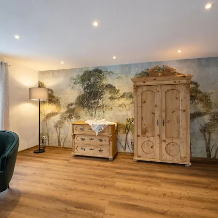 Dom wakacyjny Gartenhaus Zur Kroellin *